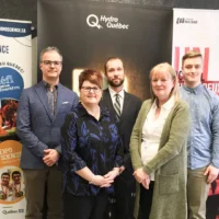 La direction avec des membres d'Hydro-Québec lors de l'expo sciences