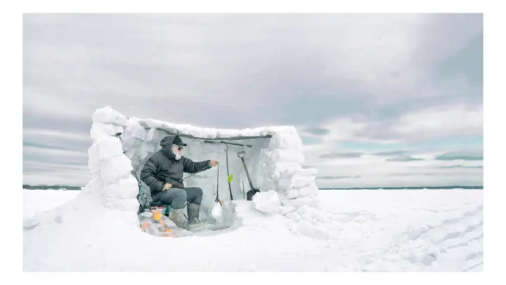 Un enseignant de photo à la pêche à la glace