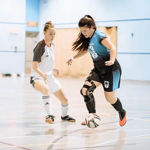 Équipe de Futsal féminin en plein match