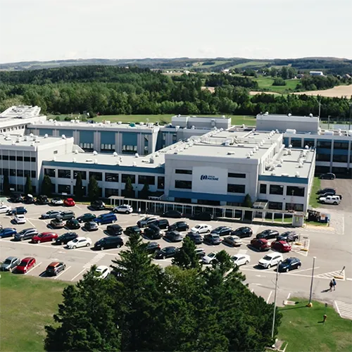 Vue de drone du Cégep de Matane