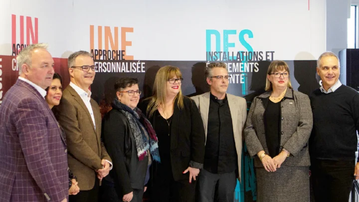 Le maire de Matane, avec l'équipe de direction du cégep, du CDRIN et DEM