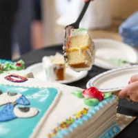 Gâteau de célébration du 50 ans de service de Roger Couture